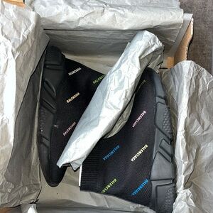 Pristine condition Balenciaga sneakers